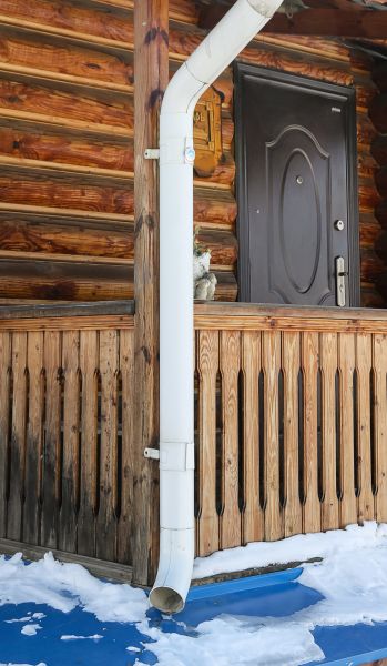 Cost of Porch Downspout Installation in Michigan City